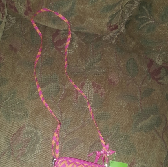 Vera Bradley New - Picture 2 of 8